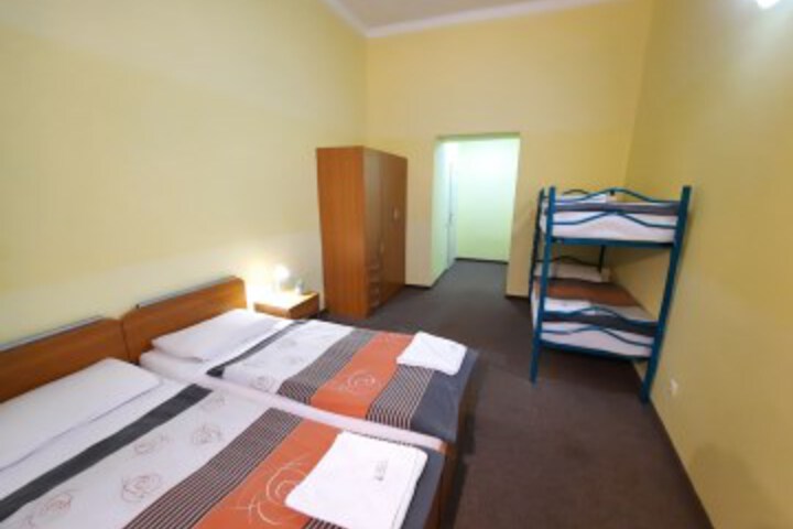 Room 5 of 52