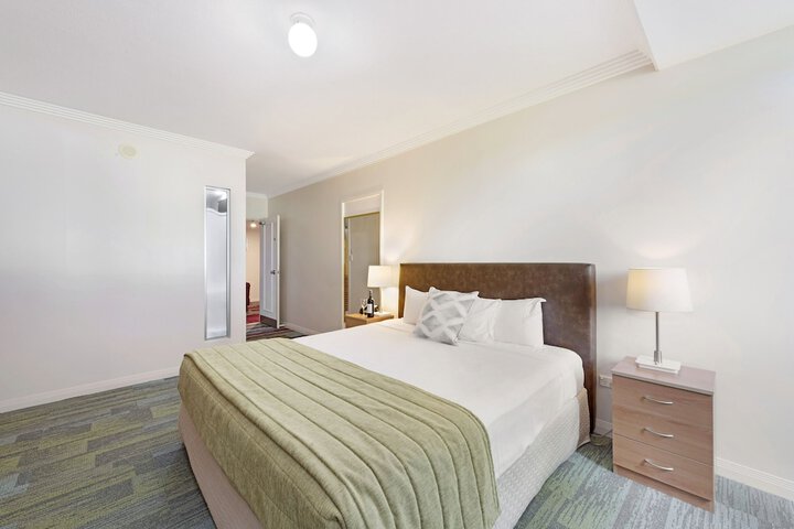Room 15 of 84
