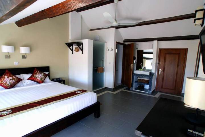 Room 5 of 47
