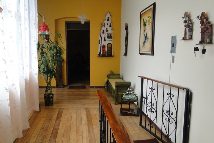 Ballroom/Hall 12 of 14