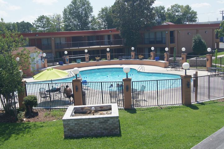 Pool 56 of 101