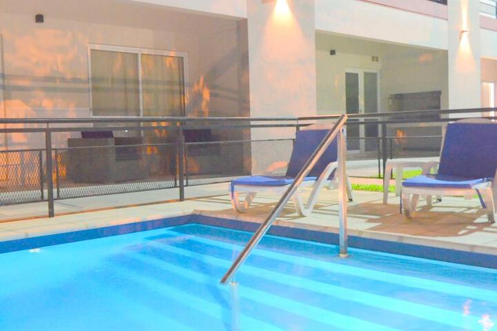 Pool 13 of 21