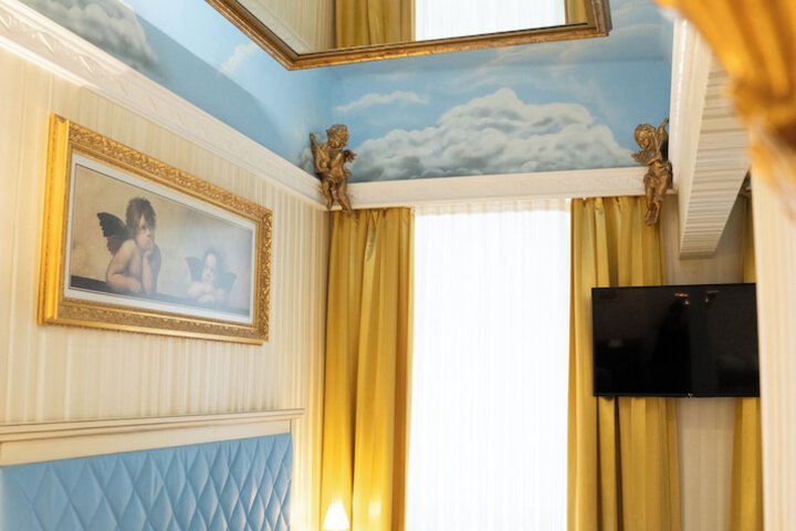 Room 104 of 205