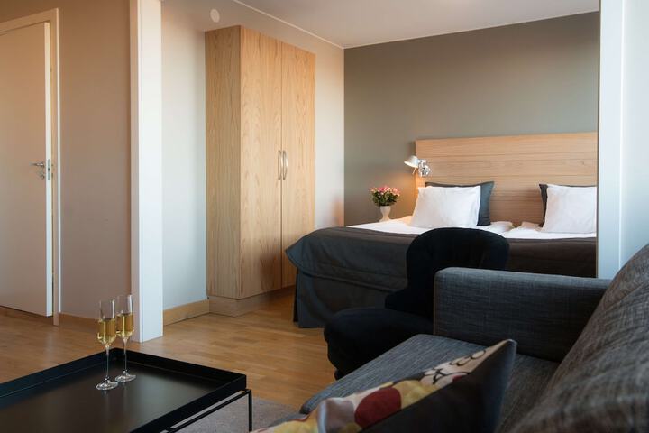 Room 54 of 97
