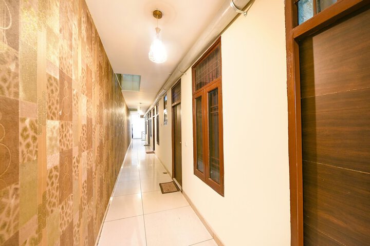 Hotel Interior 4 of 25