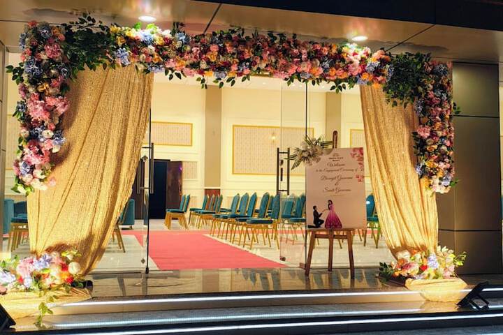 Ballroom/Hall 20 of 58