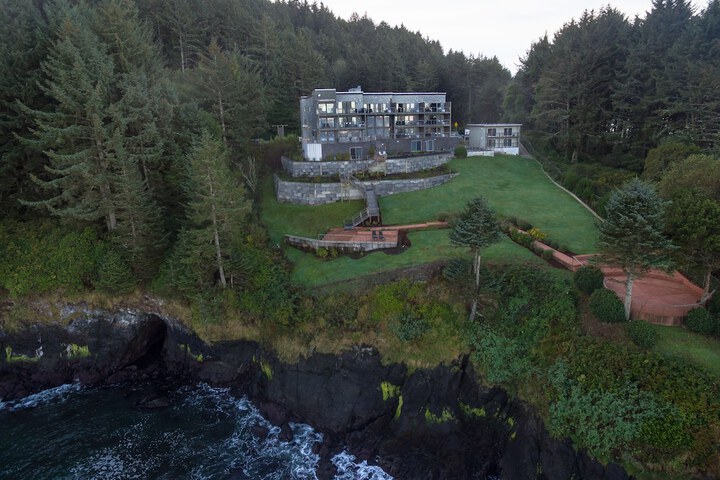 Hotel 33 of 42