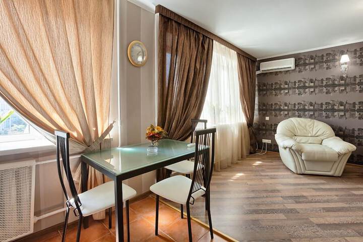 Room 20 of 37
