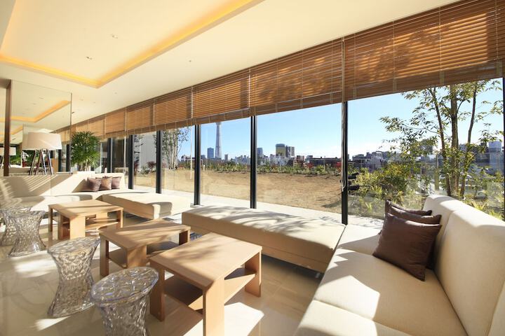 Guest Lobby