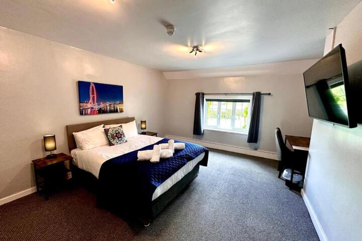 Room 21 of 49