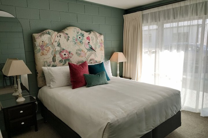 Room 17 of 53