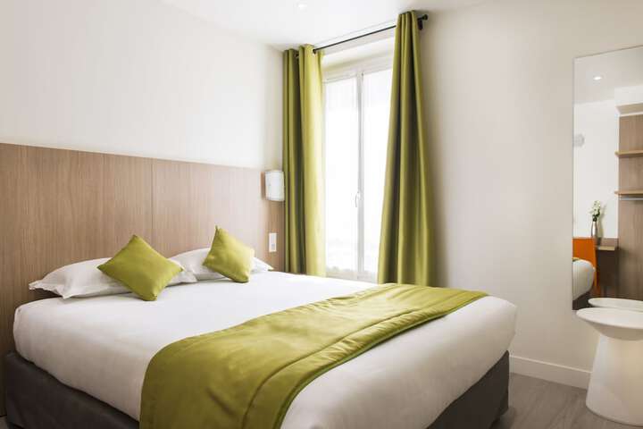Room 15 of 29