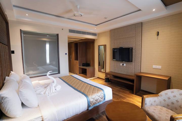 Room 19 of 34