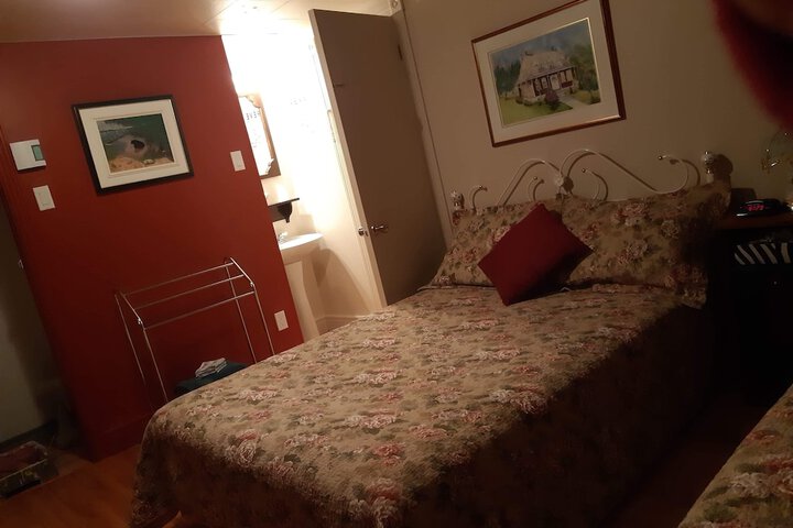 Room 2 of 42