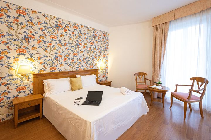 Room 48 of 134