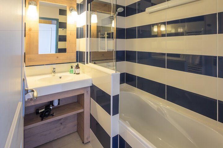 Bath Interior