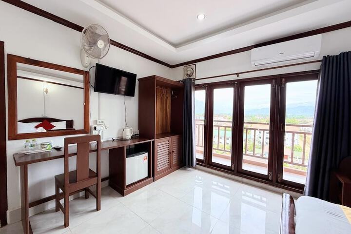 Room 25 of 62