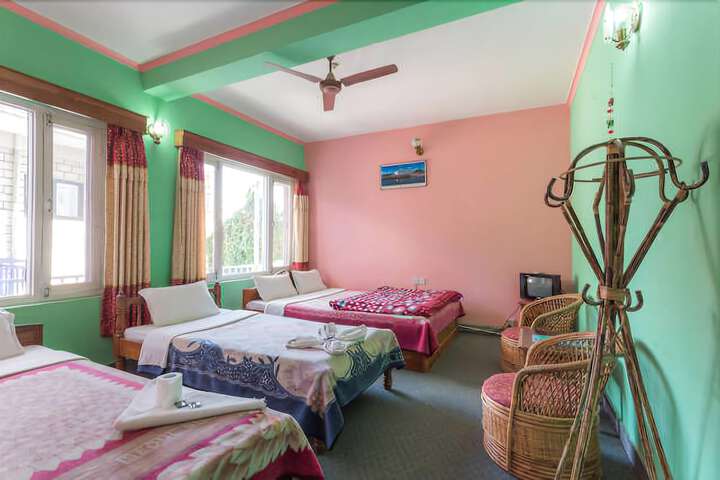 Room 3 of 7