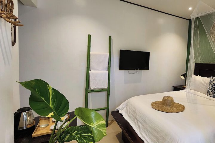 Room 34 of 87