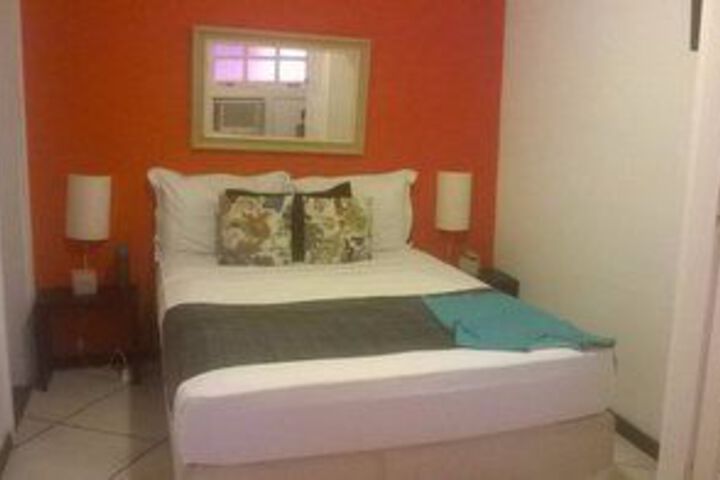 Room 12 of 43