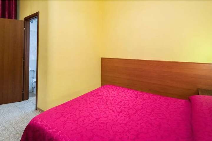 Room 7 of 41