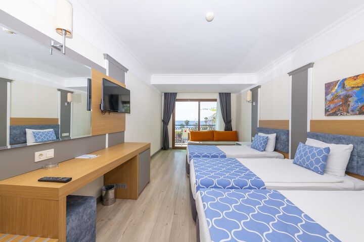 Room 13 of 68