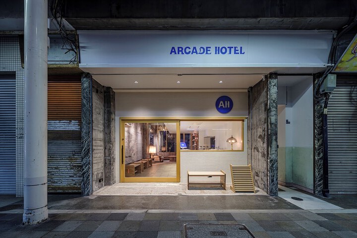 Arcade Hotel