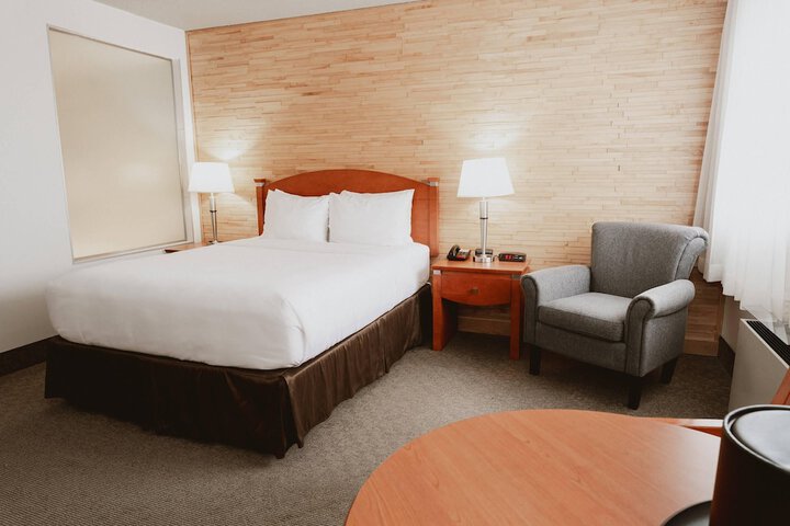 Room 52 of 120