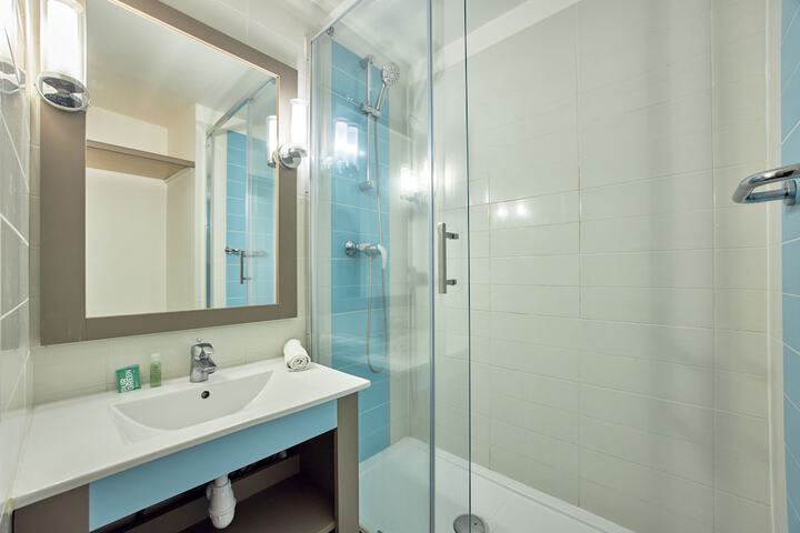 Clean Restrooms