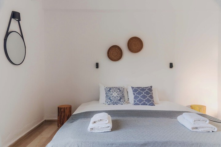 Room 21 of 84