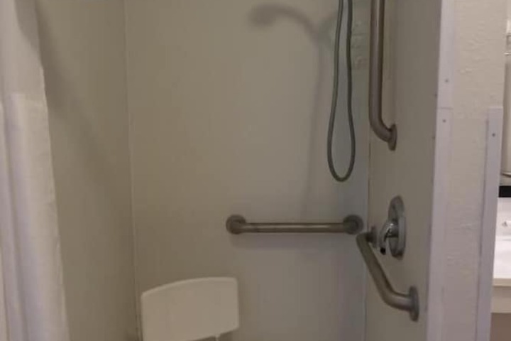 Room 14 of 19
