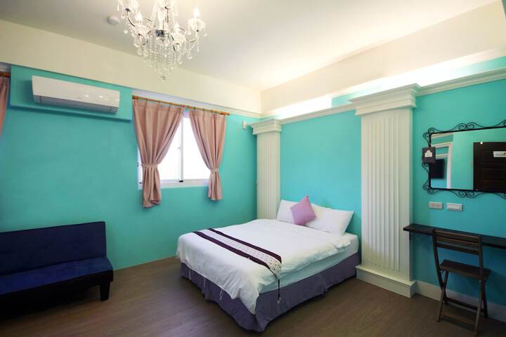 Room 20 of 53