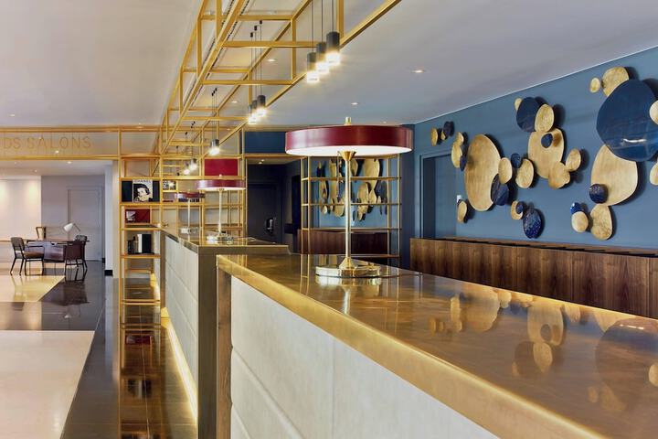 Hotel Interior 10 of 171