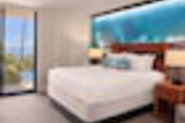 Room 86 of 435