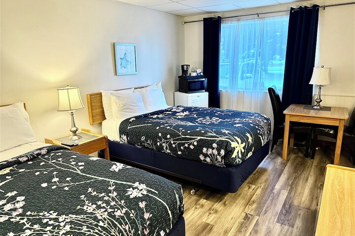 Room 13 of 23
