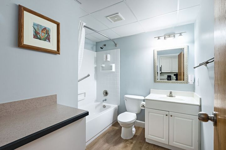 Room 8 of 26