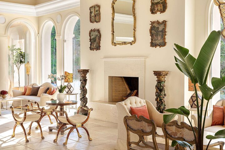 Entrance & Lobby