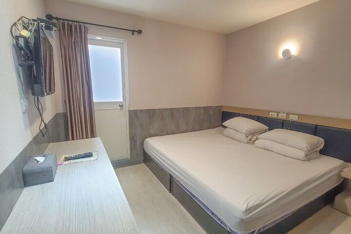 Room 35 of 99