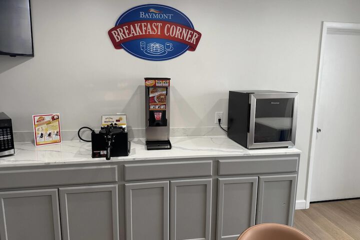 Breakfast/Coffee Service 35 of 36