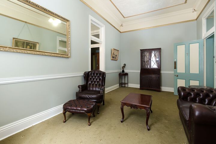 Room 25 of 52