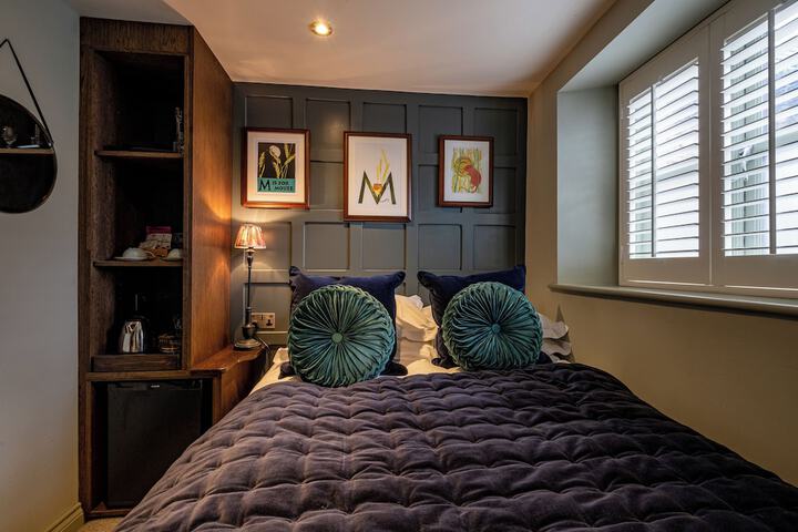 Room 20 of 51