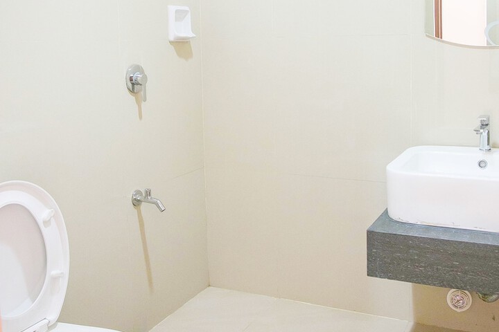 Room 6 of 27
