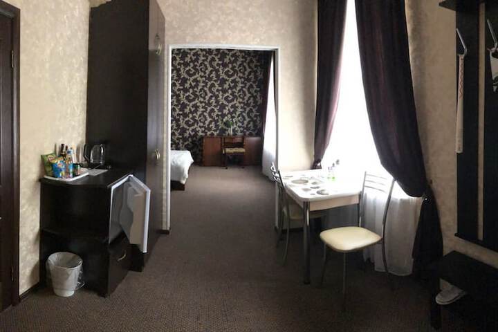 Room 20 of 38