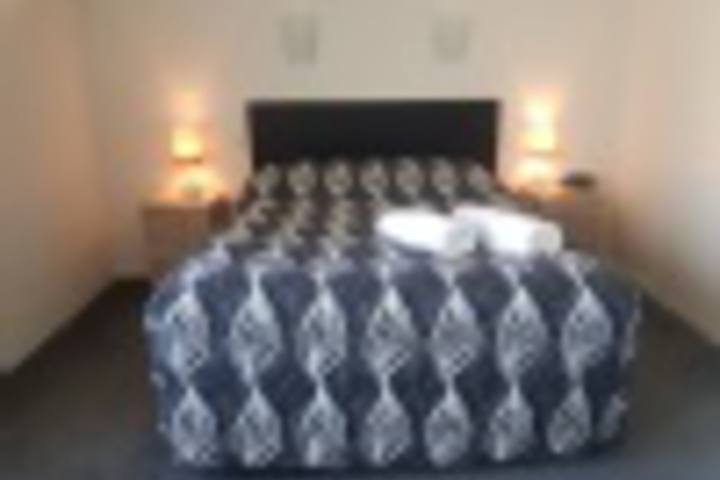 Room 76 of 108
