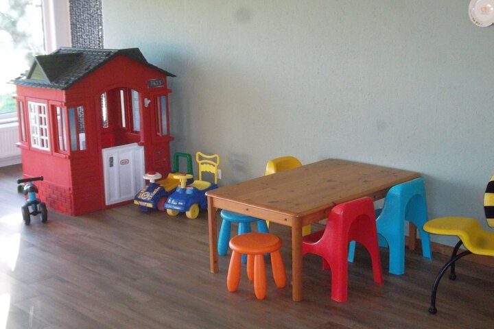 Tidy Holiday Home With a Dishwasher in the Betuwe