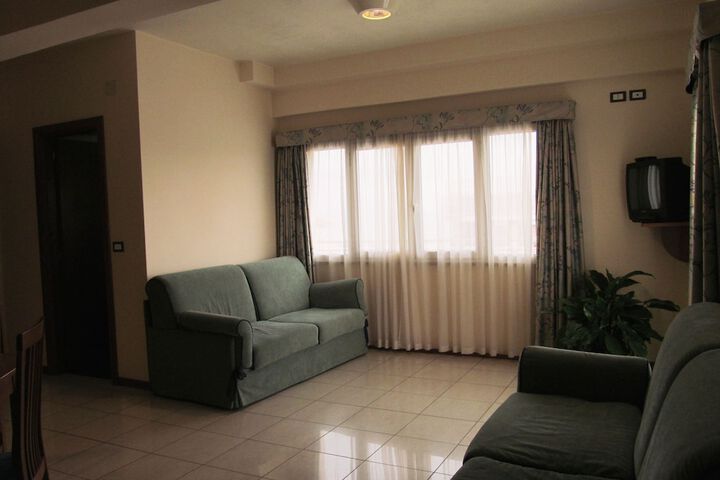 Room 20 of 44