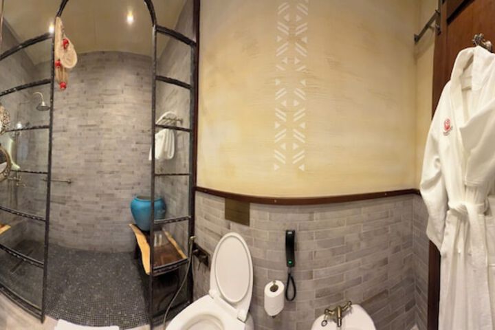 Room 60 of 202