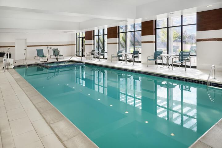 Pool 32 of 45