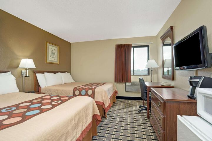 2 Double Beds (2 of 7)