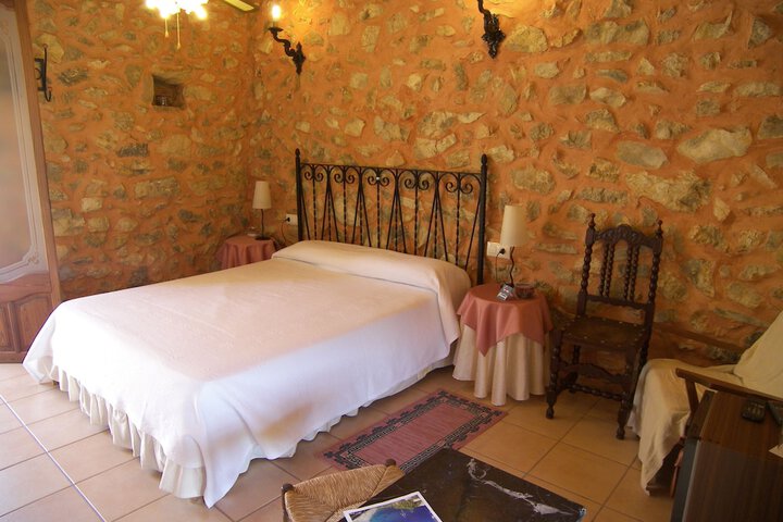 Room 6 of 82